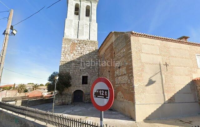 Foto d036136d-4f36-4329-85f8-317402aa9823. Casa a Chozas de Canales