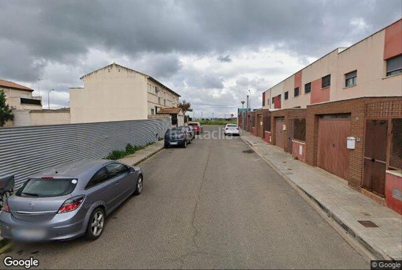 Foto 526c98ba-f880-4f66-a846-ad61c0cc2274. Maison jumelée dans Miguelturra