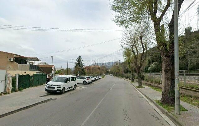 Foto 360e62ee-bc7d-41a8-a8a1-be7c5e252576. Pis a Santa Maria-Terra Nostra Montcada i Reixac