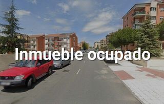 Appartement  C/ ciudad de caceres , bl. b pl. ª pta.  y anejo garaje nº  y tr