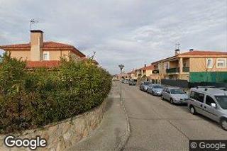 Semi detached house  Cl salvador dali