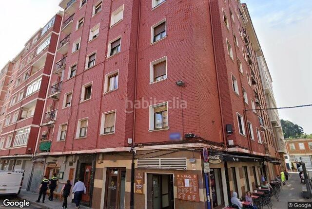 Foto f5392aeb-6c8d-48f0-b5f5-fa122a3ea1c9. Pis a Erandio