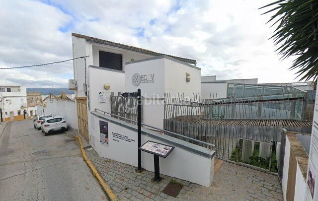 Foto cc23500c-96eb-460a-a362-370470f5e24c. Casa adosada en Benalup
