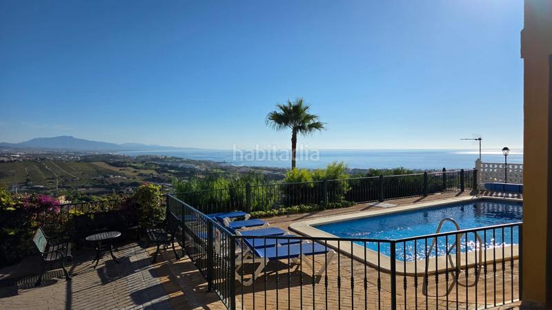 Foto 1a2cdb35-93fc-4041-98cb-af074a5f16a5. Semi detached house with parking pool in Manilva pueblo Manilva