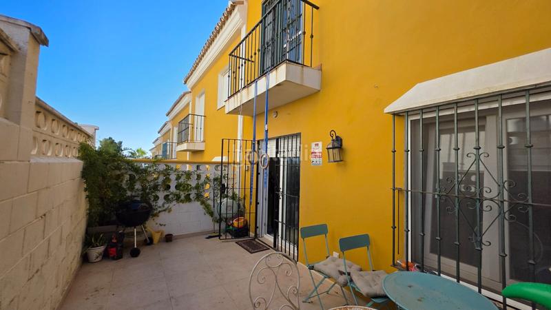 Foto 4e9107b2-018c-44e7-a7c7-30300498cd20. Semi detached house with parking pool in Manilva pueblo Manilva