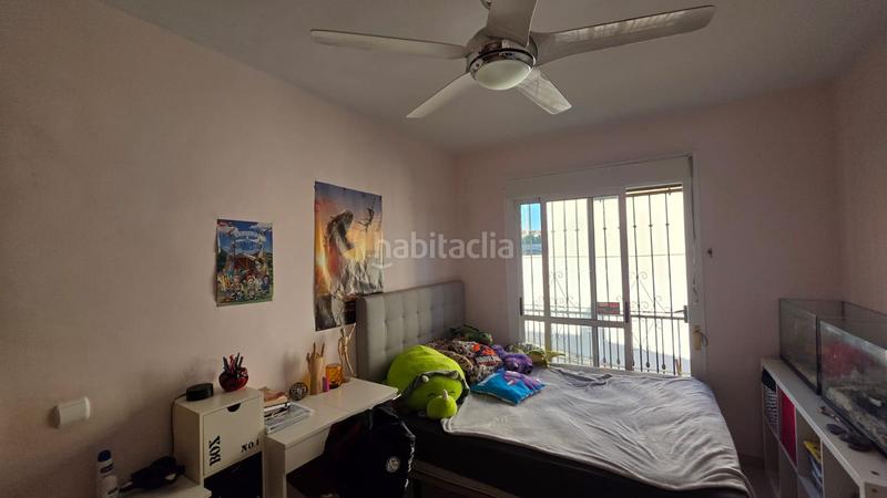 Foto 76e573dc-6fe6-45ae-a9e9-8a8b7edc8547. Semi detached house with parking pool in Manilva pueblo Manilva