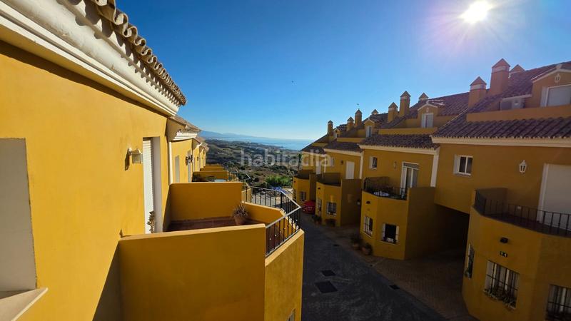 Foto bf1088ae-52ca-4f86-85e0-fe938d09f9fe. Semi detached house with parking pool in Manilva pueblo Manilva