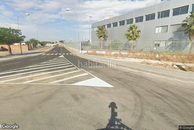 Foto eaa8f9a9-0f6f-4464-be4f-dd33e5275c85. Casa a La Plata Sevilla