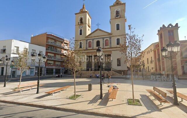 Foto fd3a9841-8238-475b-b427-bf2ebf812a44. Casa in Berja