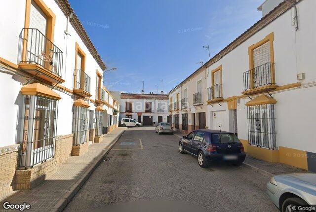 Foto 7fa1610a-9338-487a-900e-25f1a48697ec. Casa adosada en Arahal