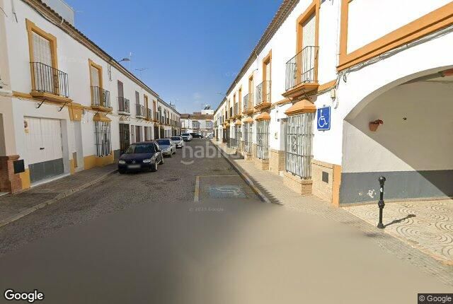 Foto df68d052-0abf-4eba-99cc-8b27b52fc305. Casa adosada en Arahal