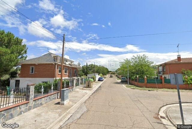 Foto e63a4759-2c34-40fb-8416-4b2f0100e875. Xalet amb piscina a Calalberche