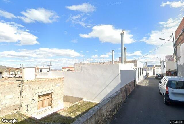 Foto 58a22b2b-f40d-4024-9a8b-8da58271b3b1. Casa adosada en Olula del Río