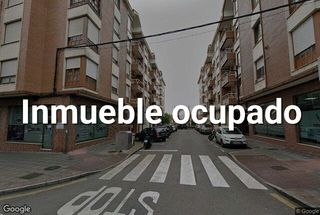 Pis  Calle la sota