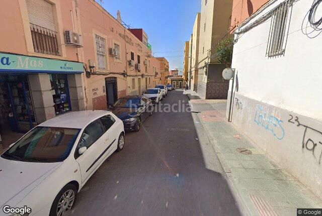 Foto eda8dd6c-584d-4af6-862e-cd2ce3c3c162. Pis a La Chanca - Pescadería Almería