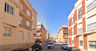 Piso  Av maria guerrero (r)