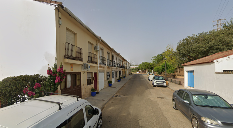 Foto ff3657bf-7b7b-4f25-9d1f-2f0f6aad96c6. Maison jumelée dans Almodóvar del Río