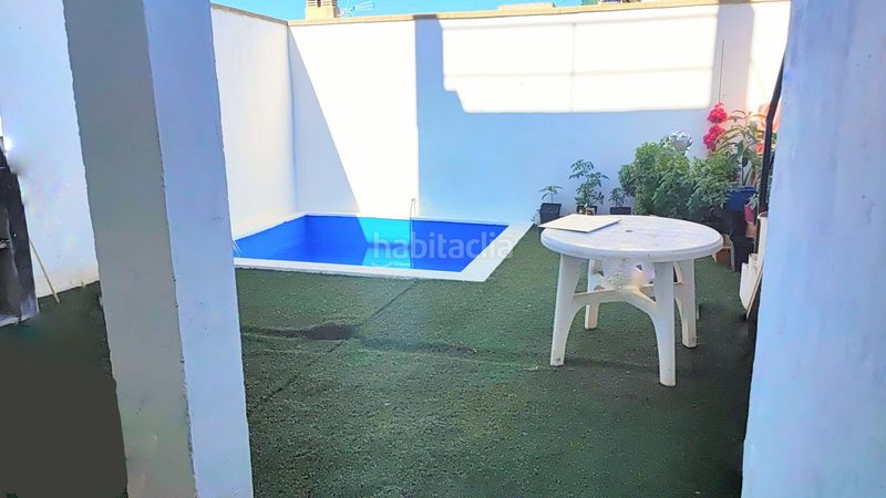 Foto a112965c-5b97-48b9-b848-0cfeb7f70f3c. Casa adossada amb aparcament piscina a Pizarra