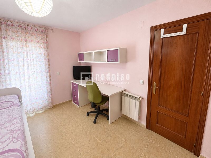 Foto 09e732d1-662b-4b09-98d5-4c7fcd32f34a. Xalet a Alovera