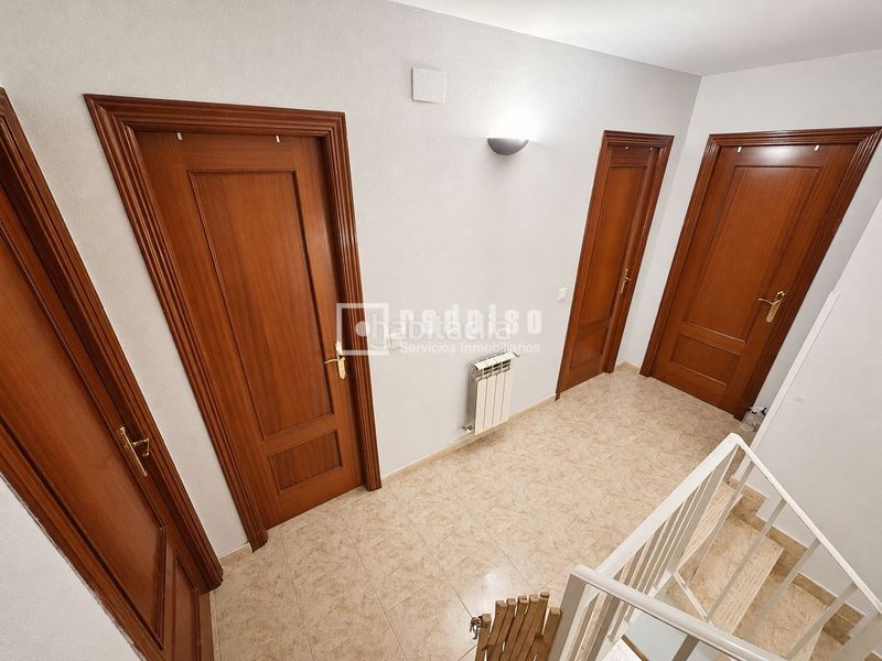 Foto 4a32aaeb-a9c0-4cda-8741-27cdb9cd19ae. Xalet a Alovera