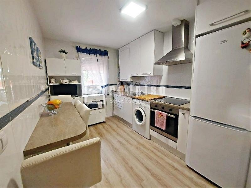 Foto bf33aa47-d75a-4771-b399-32f0468ce534. Chalet en Almonacid de Zorita