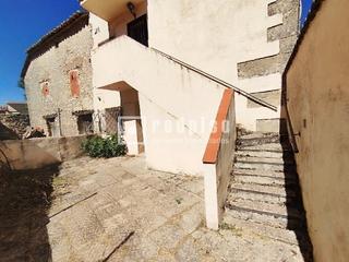 House in Congostrina