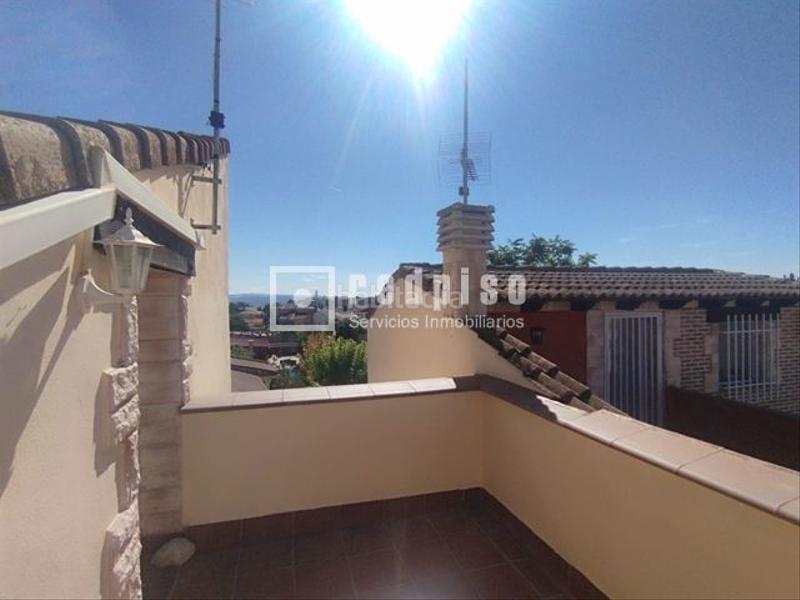 Foto d72e11be-acd0-4845-b032-d4cf7e4e7b54. Chalet en Yebra