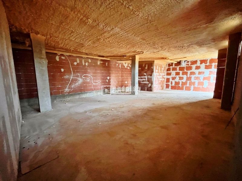 Foto c98191f6-5a18-42db-82e6-aadd1110132f. Alquiler local comercial nuevo local en alquiler ! próximo al macroproyecto de la playa . en Alovera