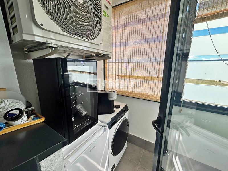 Foto 065b12a2-6885-4446-a272-1985c48e5b4a. Pis amb calefacció aparcament a Alovera