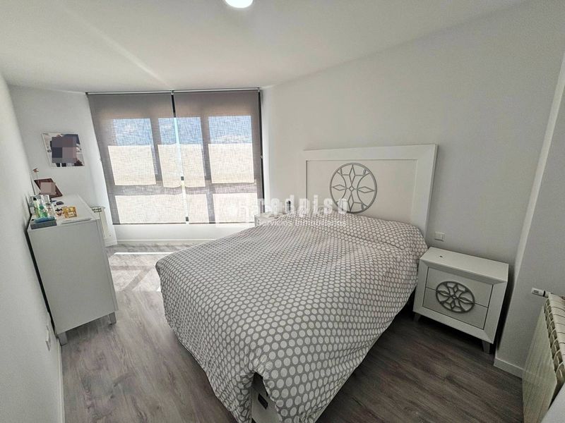 Foto 5efbe69c-de5d-4cd7-9700-9e91c984b241. Pis amb calefacció aparcament a Alovera