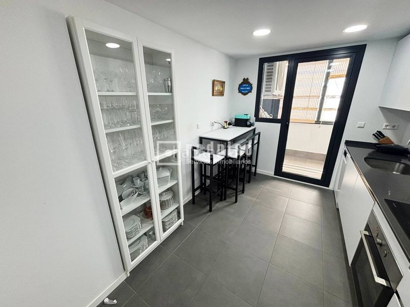 Foto 7cf279ed-0868-49c4-add3-1ae248c25dd7. Pis amb calefacció aparcament a Alovera