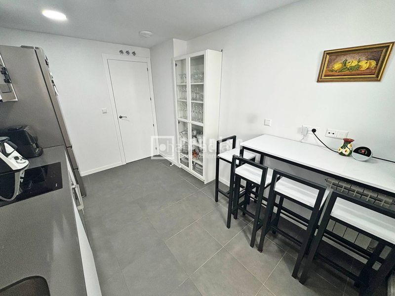 Foto 9cc1dfdf-9d3b-4e10-ab6f-73af03792834. Pis amb calefacció aparcament a Alovera