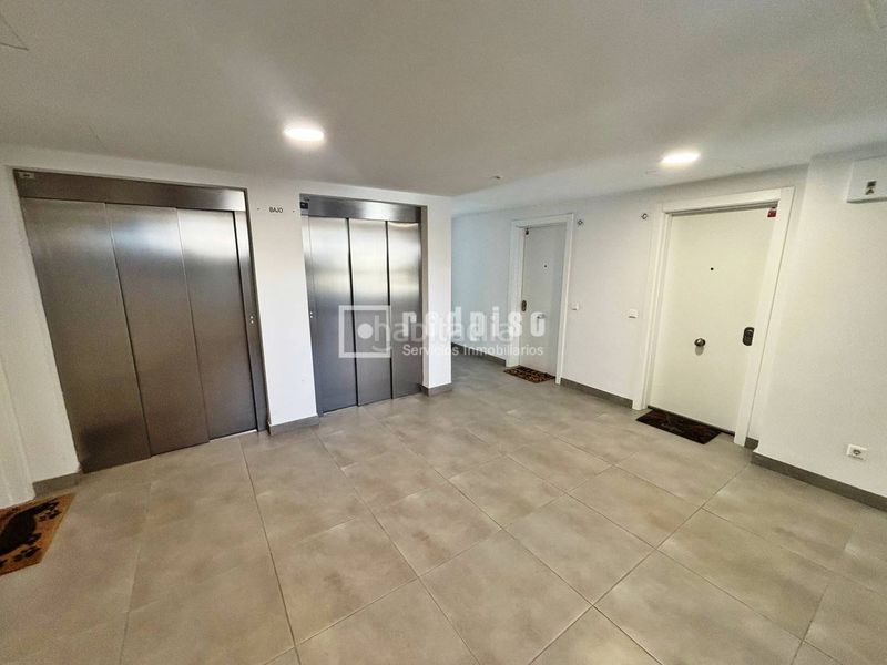 Foto b86374f1-2810-4f56-b878-70e7a701c596. Pis amb calefacció aparcament a Alovera