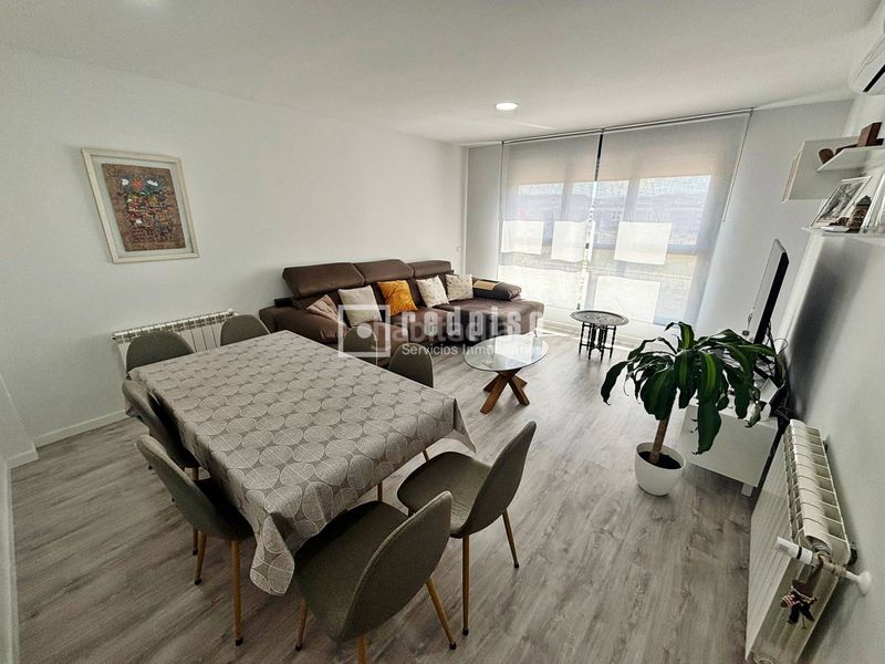 Foto dc3de98e-9b23-4547-899f-2c56e4c85b5a. Pis amb calefacció aparcament a Alovera