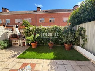 Chalet  De colombia. Descubre el chalet de tus sueños en alovera!