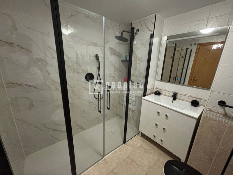 Foto dd51f590-c59a-4351-a936-e97a47636a8c. Xalet a Alovera