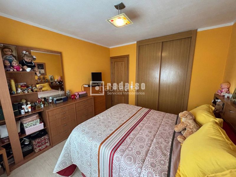 Foto fbbef91f-4aa3-48a7-932e-ed4fff3a608e. Xalet a Alovera