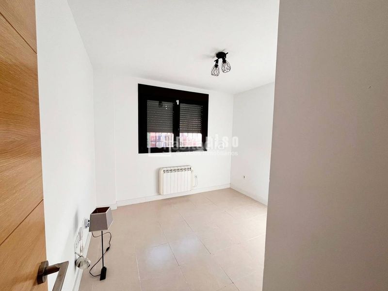 Foto 3582da8f-0e2c-4654-8872-fde63aa35301. Location chalet avec chauffage parking dans Quer