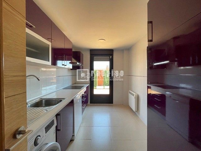 Foto 57f10140-01c2-4292-b6de-382d82794424. Location chalet avec chauffage parking dans Quer