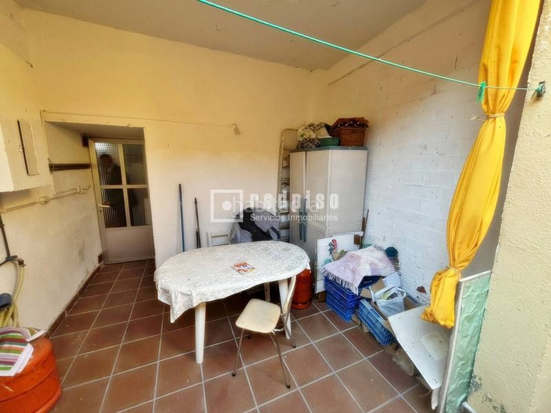 Foto 6a88f13b-da2e-45e9-8ee9-75f6d3d42aff. Casa amb calefacció aparcament a Arbancón