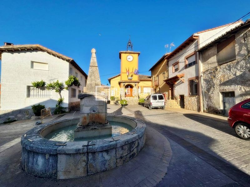 Foto d029349c-9d18-443f-bc12-5266d529d766. Casa amb calefacció aparcament a Arbancón
