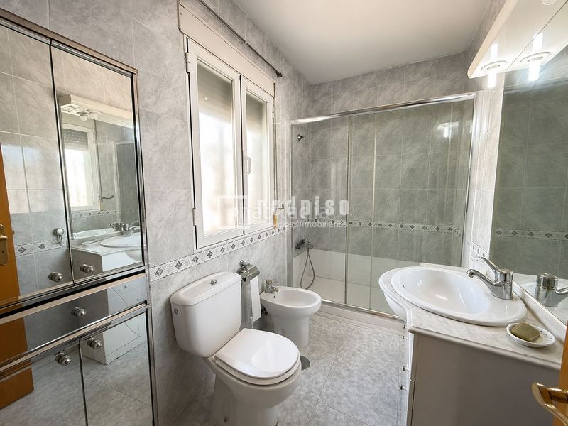 Foto 4818ec18-d075-4d73-ba51-96f9866bda0a. Casa amb calefacció aparcament a Marchamalo