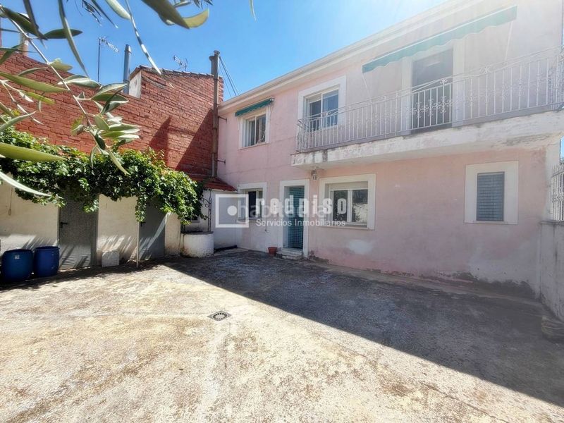 Foto d3e32966-90aa-4960-b15d-837747955801. Casa amb calefacció aparcament a Marchamalo