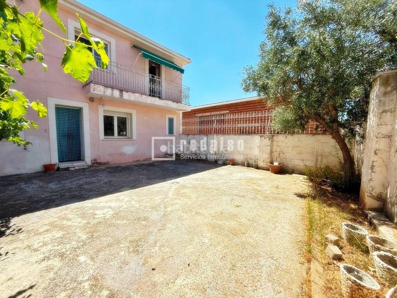 Foto f6aff707-5646-4b05-826e-2ba84d637c3b. Casa amb calefacció aparcament a Marchamalo