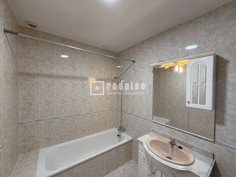 Foto b5dae7e3-3ed1-4c19-b726-d8c5d02c5a1f. Casa con riscaldamento parcheggio in Uceda