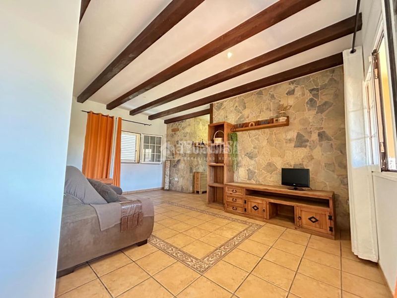 Foto 8c7d1bfa-6daa-4c13-bf45-bbd367d63eeb. Casa amb aparcament a Tesejerague Tuineje