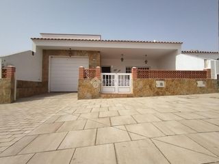 Casa a Valles de Ortega