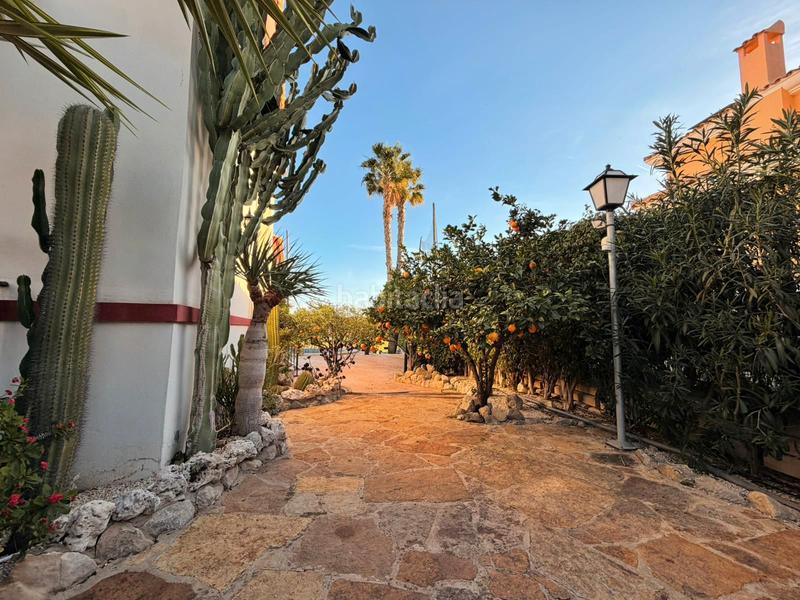 Foto 4bb5a372-78bc-42a8-9772-354a9d739b76. Casa amb aparcament piscina a Bonalba-Cotoveta Mutxamel