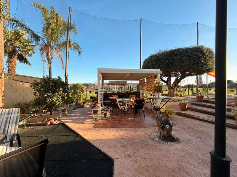 Foto 9b8d9d75-e22d-46fa-a1e2-b1100ce3f896. Casa amb aparcament piscina a Bonalba-Cotoveta Mutxamel