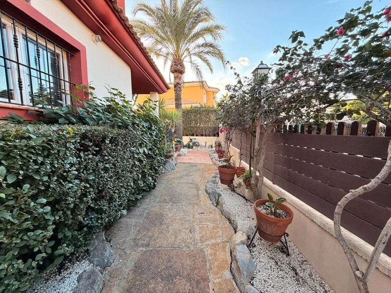 Foto cd2d27bd-481a-4d69-9436-9bf191443057. Casa amb aparcament piscina a Bonalba-Cotoveta Mutxamel